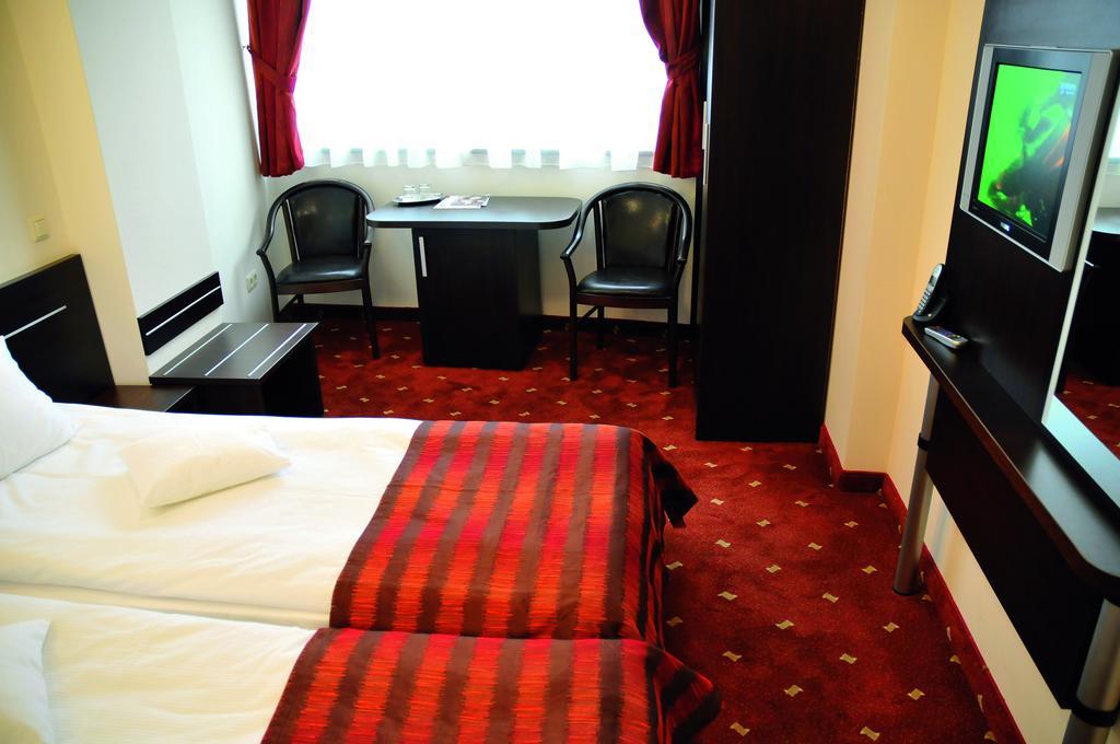 Hotel Roberts Nagyszeben Szoba fotó