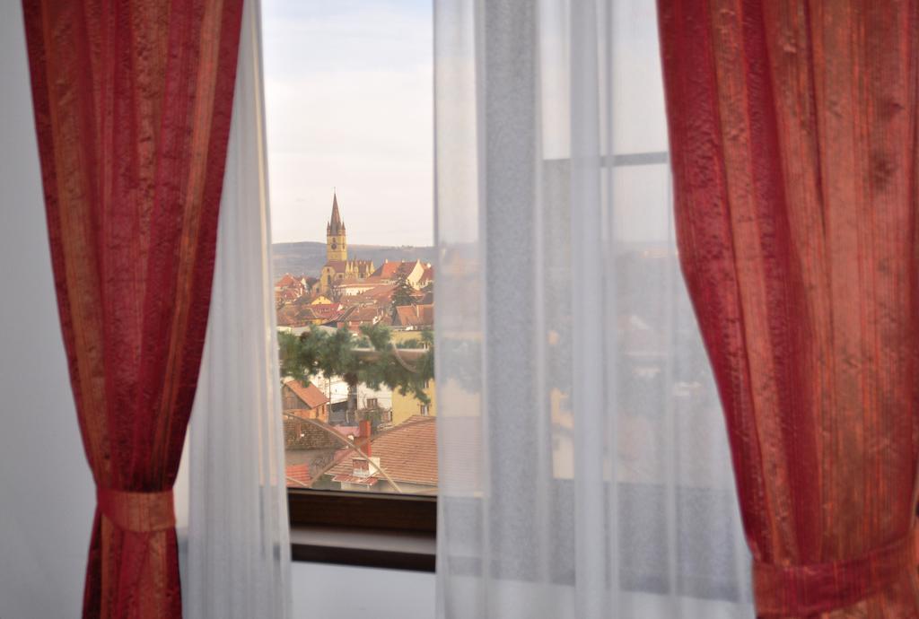 Hotel Roberts Nagyszeben Kültér fotó