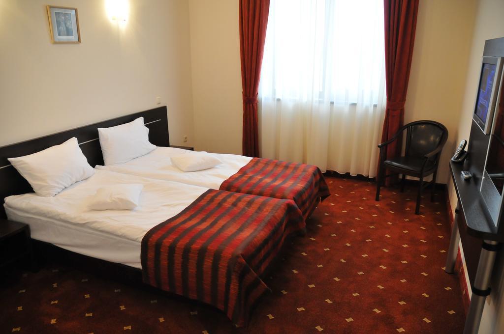Hotel Roberts Nagyszeben Szoba fotó